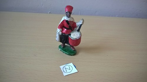 Quiralu garde noire - -,