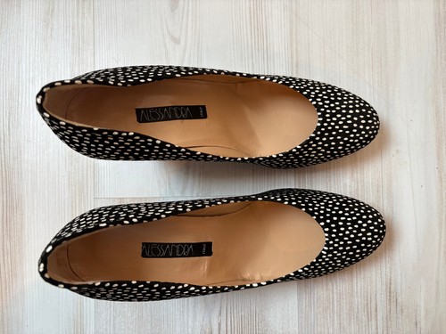 Escarpins noirs pois blancs - à,