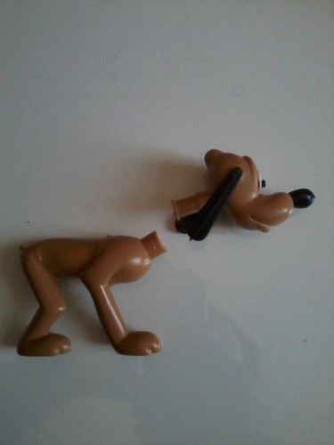 Figurine pluto incomplète - figurine,