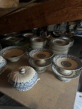 Service de 76 pièces en