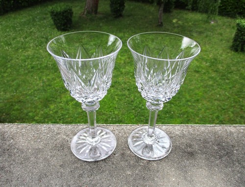 Deux verres vin rouge en - verres,