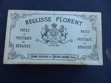 Ancienne boîte carton vide