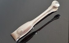 CHRISTOFLE / Pince à sucre 13,5 cm en métal argenté /,Modèle coquille / Poinçons