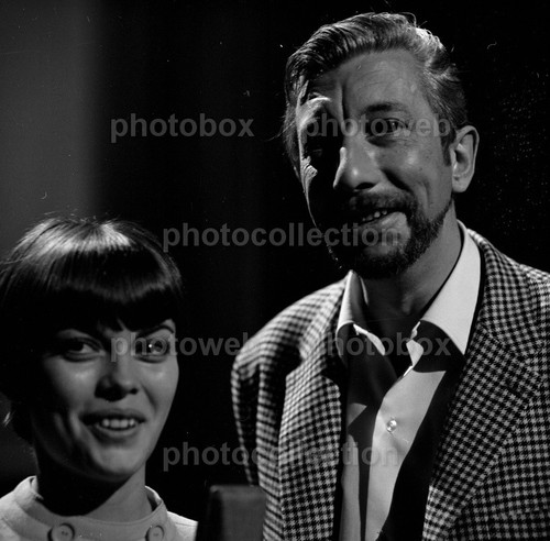 Mireille mathieu exclusive - mathieu,