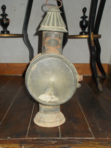 Ancienne lanterne huile - lanterne,