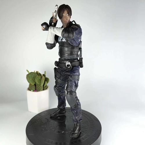 Figurine leon kennedy - ✅,