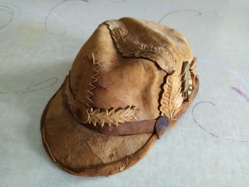 Curiosité ancienne casquette - ancienne,