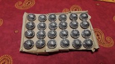 Lot de 24 boutons