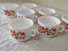 Lot de 7 anciennes Tasses