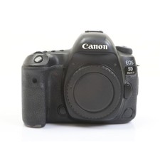Canon EOS 5D Mark IV + 432 k