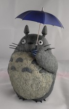 Figurine COMINICA Studio