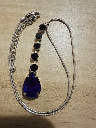 Collier avec pierres - , bleues