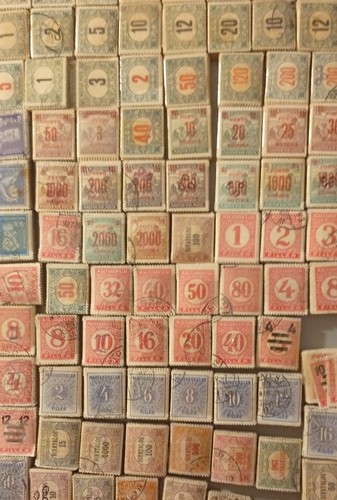 470 bottes differentes ancien