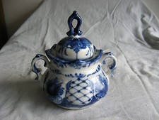 Beau sucrier en porcelaine blanche et bleue URSS Russie de la fabrique Gzhel