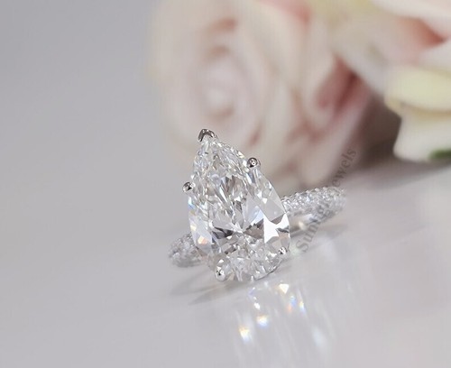 Bague solitaire diamant blanc