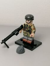 WW2 German Paratrooper minifigure Fallschirmjager 