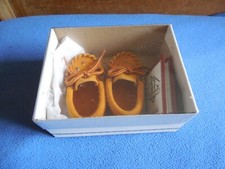 PAIRE DE MOCASSIN INDIEN POUR