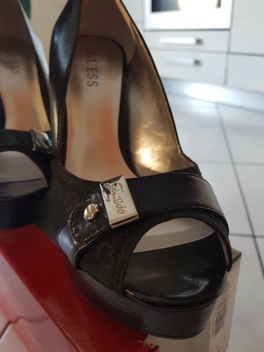 Chaussure guess talons - chaussure, hauts