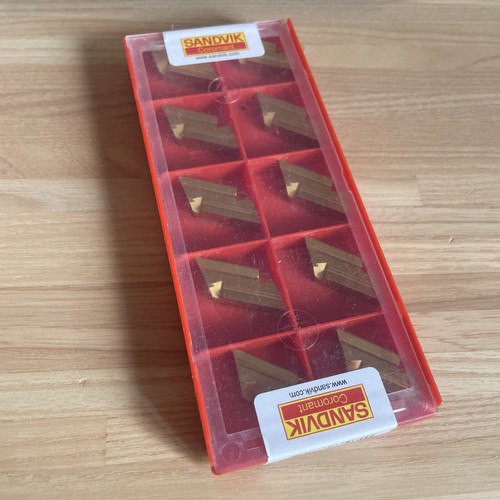 Plaquettes knux160405l12 - plaquettes,