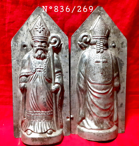836 269 ancien moule - -ancien,