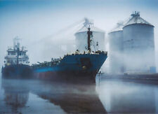 Tirage photo d'art digital 18 x 13 cm - navire dans dans un port brumeux