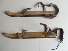Ancienne paire de patins à glace vintage collection
