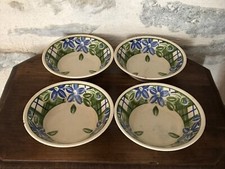 Série de 4 ramequins/coupelles en céramique Anglaise, décor fleuri bleu et vert