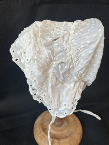 Ancienne coiffe brodée - coiffe,