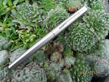 STYLO PLUME PARKER 15 FLIGHER ACIER BROSSE NEUF ( jamais servi )