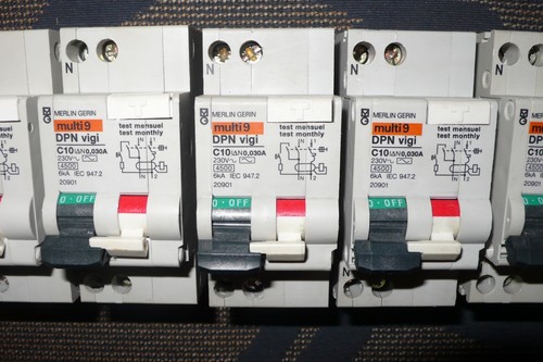 Disjoncteur differentiel 10a - differentiel,