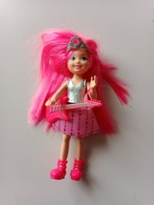 MATTEL BARBIE ROCK'N royales avec guitare et cheveux roses