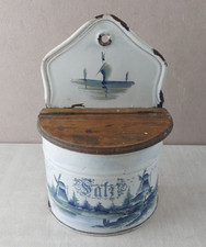 Ancien pot / boîte à sel, en