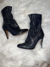 New MARC JACOBS Runway Dark