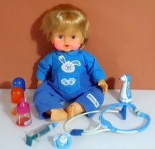 poupée cicciobello  avec ses