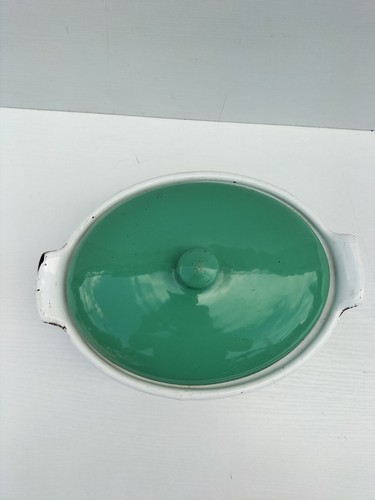 Ancienne cocotte verte - ancienne,