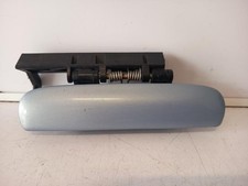 Poignee porte avant droit