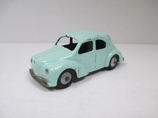 RENAULT 4CV Vert d'eau Clair Light Green Grun par CIJ 3/48 au 1/43