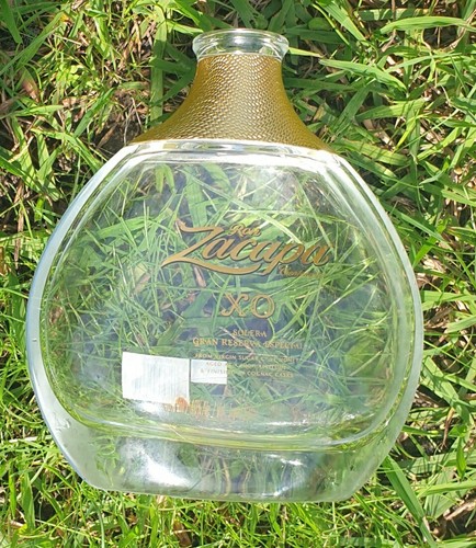 Bouteille ron zacapa vide - bouteille, xo