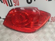 Feu arriere principal droit