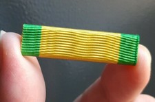 E06C12 support dixmude médaille militaire indochine réduction barrette ruban war