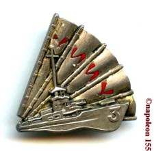 MARINE  Indochine "  L.S.S.L. HALLEBARDE " Drago O. Metra  argent émail rouge