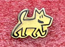 T32 Pins JULIAN el PERRO PESCADOR Artiste JAVIER MARISCAL Vintage Lapel Pin