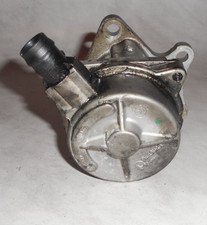 pompe a vide Renault megane
