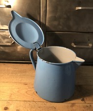 Pichet Broc Tôle Émaillée Bleue Origine Suisse L  21,5 Cm