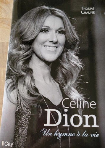 Livre céline dion hymne - livre, "un