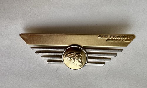 Ancien badge insigne - , broche