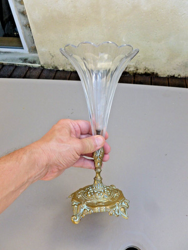 Centre table cornet - table,