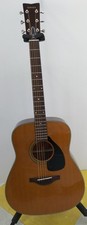 Guitare acoustique YAMAHA