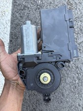 MOTEUR DE LÈVE VITRE Avant DROIT Et Gauche A4 AUDI PIÈCE D'OCCASION 2009