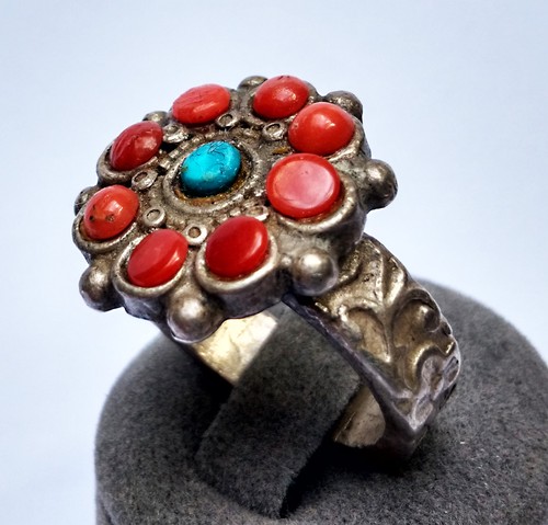Ancienne bague tibétaine